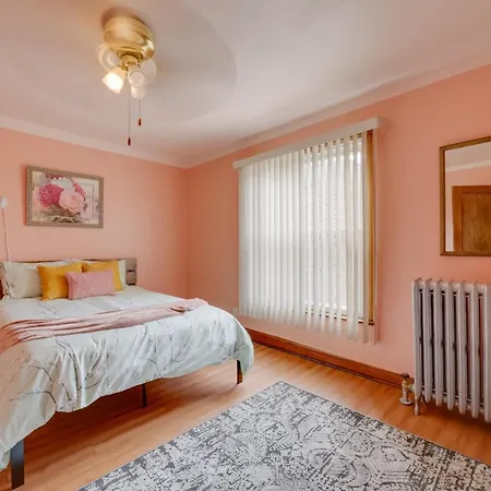Holiday home Chic Abode Steps From Magnificent Mile! Chicago