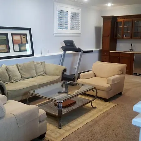 Featured In Socials Luxurious Airbnbs Chicago