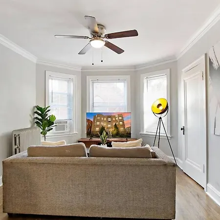 Apartment 1br Homey In Irving Park - Troy 2 *