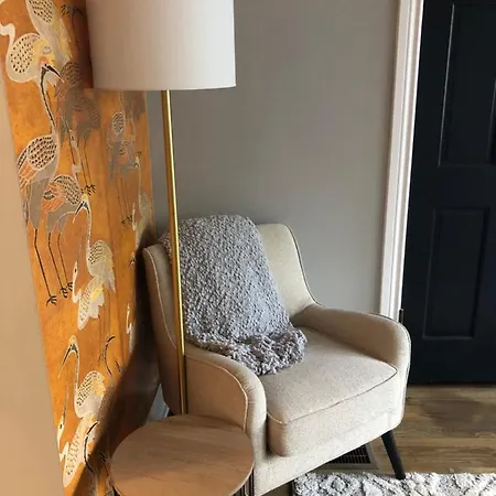 Wicker Park Designers Dream Apartment *