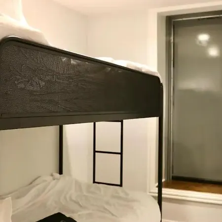 Stylish Cozy 2br Near Train Station Groceries * Chicago