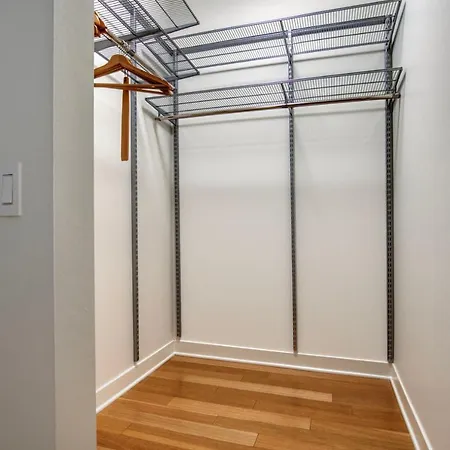 Streeterville 1br W Lounge Terrace N Navy Pier Chi-1000
