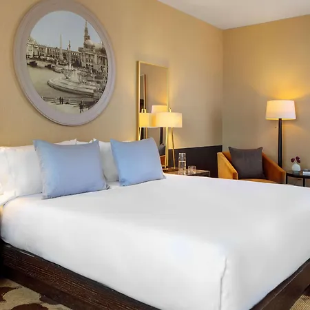 Hotel The Royal Sonesta River North