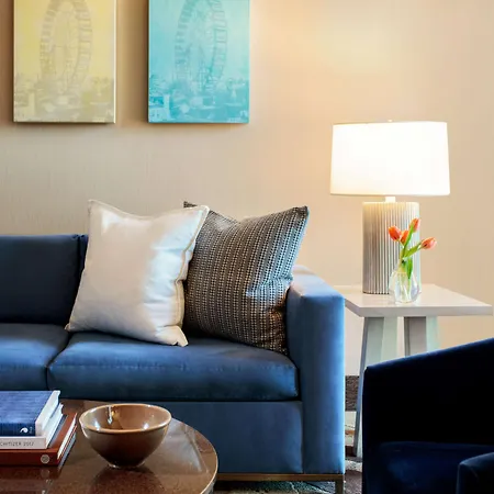 The Royal Sonesta River North Hotel 4*