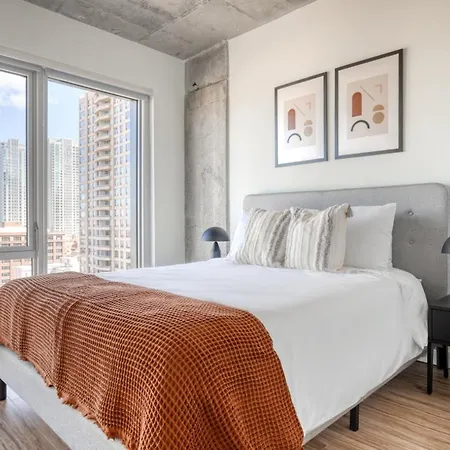 W Loop 2br W Pool Gym Lounge Nr L Chi-748 Apartment *