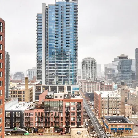River North 1br W Gym Pool Roof Nr Riverwalk Chi-825 Chicago