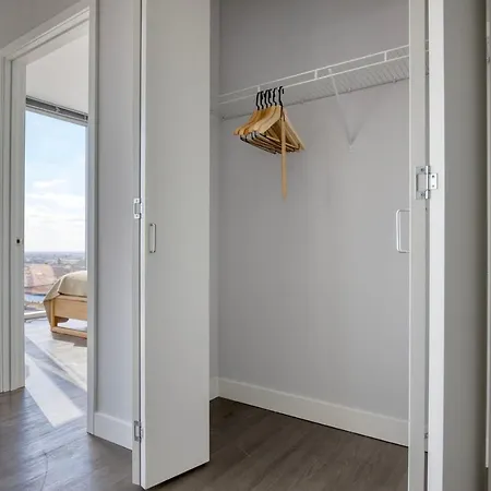 South Loop 2br W Pool Gym Rooftop Nr L Chi-995 * Chicago