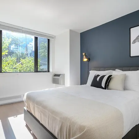 Apartment Gold Coast 1br W Walk-up Nr L Mariano Park Chi-140