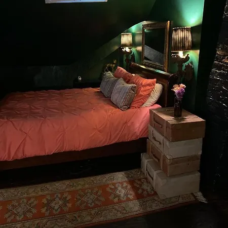 The Toscana Bed & Breakfast
