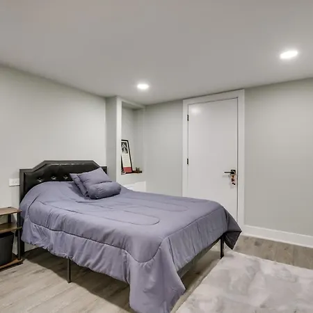 Studio 13 Mi To Magnificent Mile! Apartment