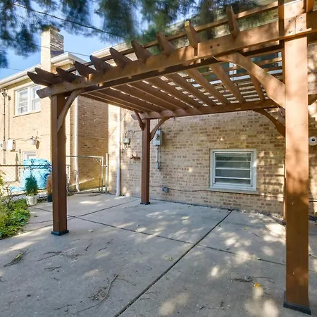 Studio 13 Mi To Magnificent Mile! Apartment *