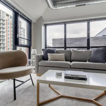 Old Town 3br W Gym Dog Run Nr Entertainment Chi-1004 * Chicago
