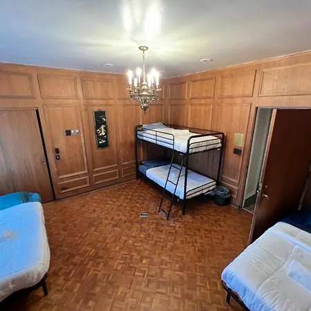 Hostel Pill Hill Mansion *