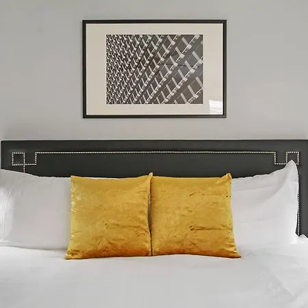 Bright And Roomy 1br In - Sheridan N1 *