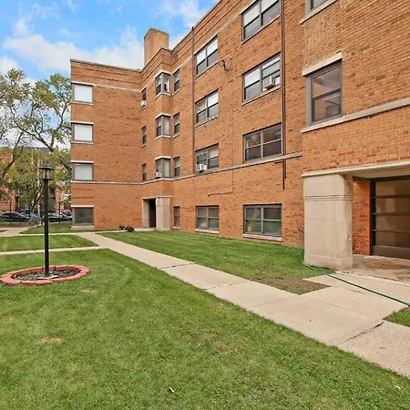 Apartment Bright And Roomy 1br In - Sheridan N1 Chicago
