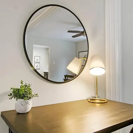 Bright And Roomy 1br In - Sheridan N1 *