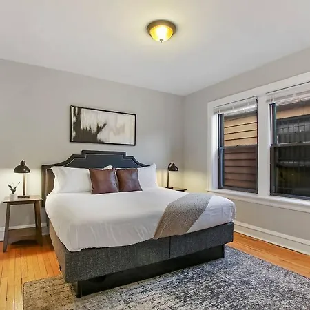 Apartment 1br Vibrant & Inviting In - Montrose 2e *