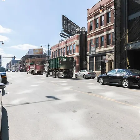 West Loop 1br W Wd Gym Lounge Nr L Chi-780 Chicago