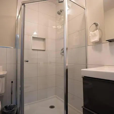Vibrant 4br Haven In Historic Hyde Park, Near Uchi