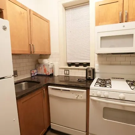 Modern 4br In Hyde Park, Walk To University * Chicago