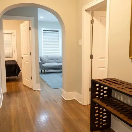 Vibrant 4br Haven In Historic Hyde Park, Near Uchi *