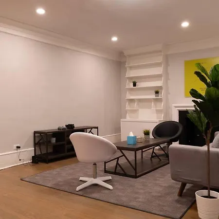 Apartment Charming 4br Unit In Historic Hyde Park Near Beach Chicago