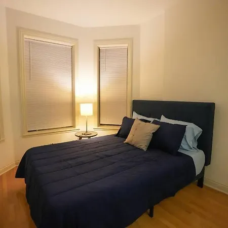 Modern 4br In Hyde Park, Walk To University