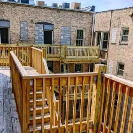 Bronzville Gem: Stylish 2br/2ba Haven Perfect For Traveling Nurses & Business Professionals * Chicago