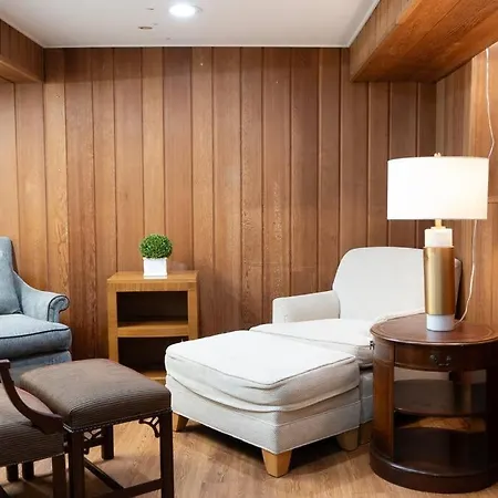 2br Northside Bliss, Near Parks And Dining Apartment *