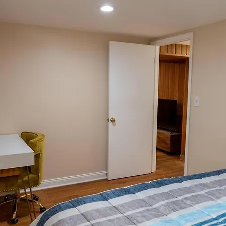 2br Northside Bliss, Near Parks And Dining Apartment Chicago