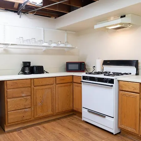 2br Northside Bliss, Near Parks And Dining Apartment *