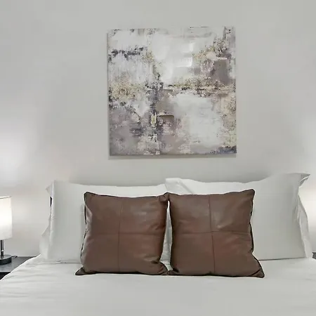 2br Well-furnished Apt In - Bell Gg Apartment