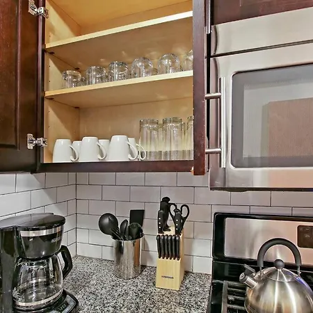 2br Well-furnished Apt In - Bell Gg