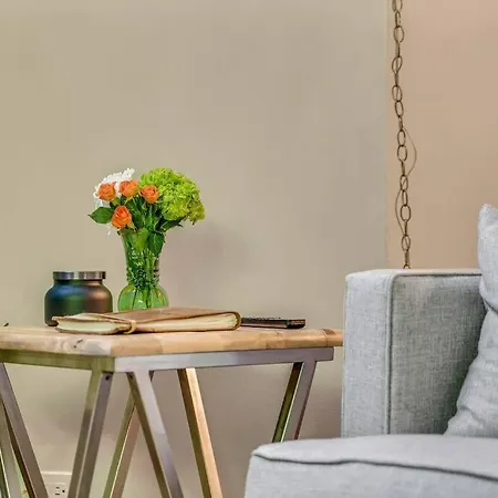 Holiday home The Village By Dakota Gal Digs