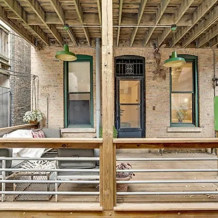 The Village By Dakota Gal Digs Holiday home Chicago