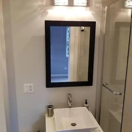 And Cozy. Sleeps 5. Apartment