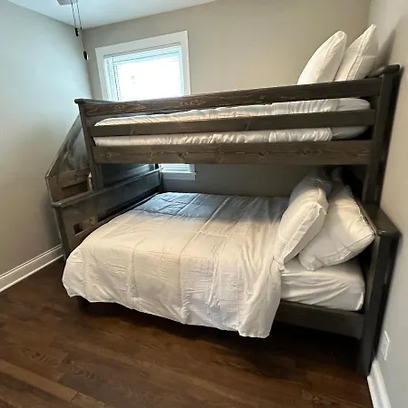 Holiday home Belmont Heights Oasis