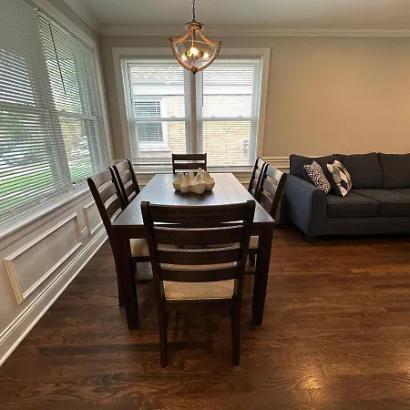 Holiday home Belmont Heights Oasis