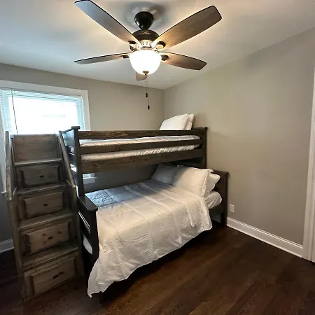 Belmont Heights Oasis *