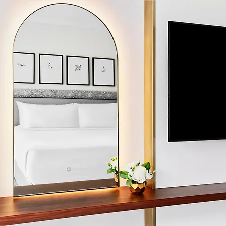Hotel Intercontinental Magnificent Mile By Ihg Chicago