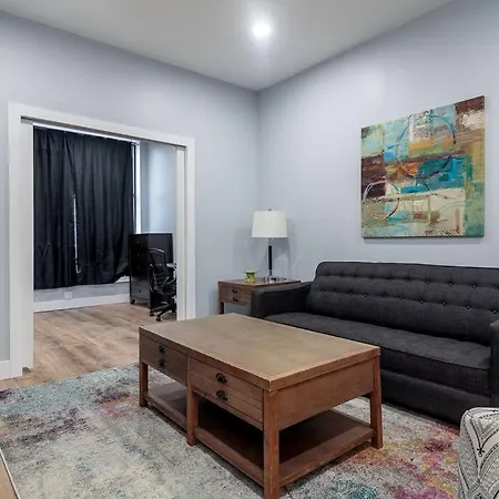 Mtm Fully Furnished In Old Town - 2 Beds * Chicago