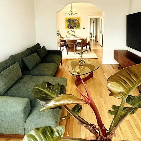 Stunning 4bd/2ba Getaway *