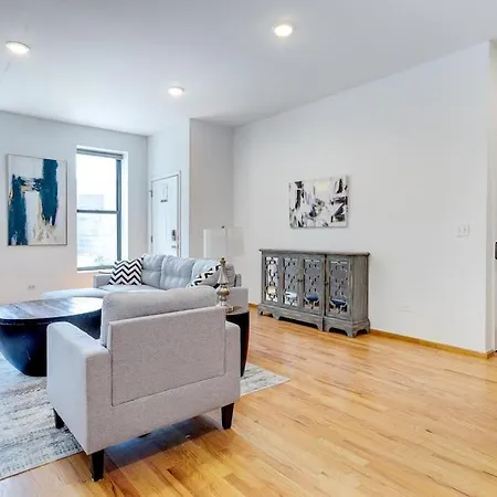Apartment 3 Flat Building Downtown - With Private Patios Chicago
