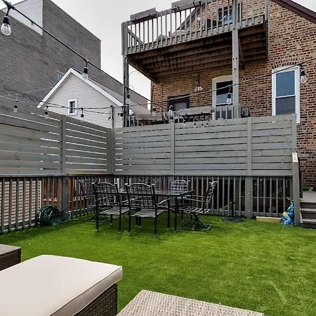 3 Flat Building Downtown - With Private Patios * Chicago