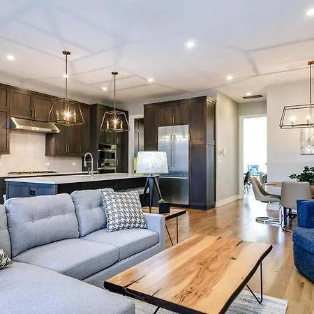Immaculate Brand New Downtown *