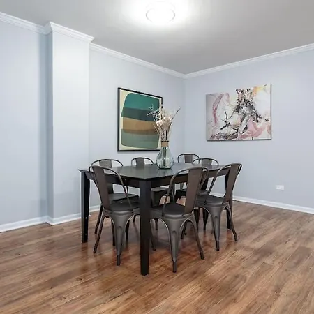 Holiday home Beautiful Remodeled Penthouse Unit In Old Town