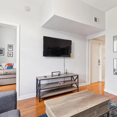 Comfortable In The Heart Of Bronzeville
