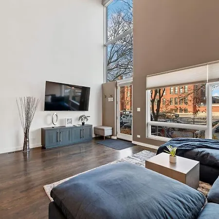 Amazing 4br 4ba Oasis W Rooftop & Stunning Design Holiday home Chicago