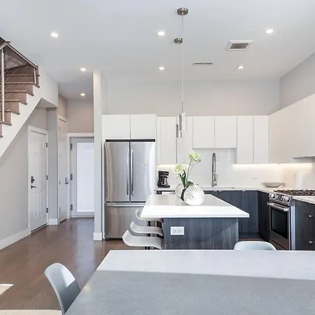 Holiday home Breathtaking Downtown Penthouse B - Sleeps 11 Chicago