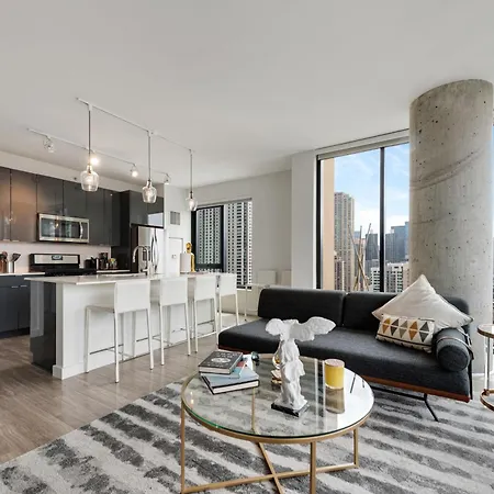Aurelien Spacious In The Heart Of Gold Coast Apartment